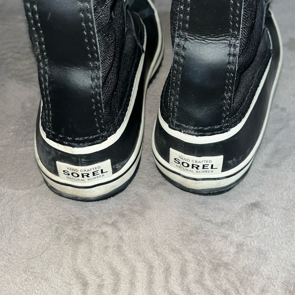 Sorel Carnival Winter Boot size 7.5 - Picture 14 of 16